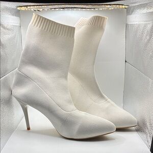 SHEIN Cream Knit Heeled Boots